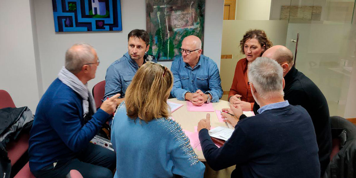 Un momento de la reunión del alcade de Tarazona con la delegación de Orthez