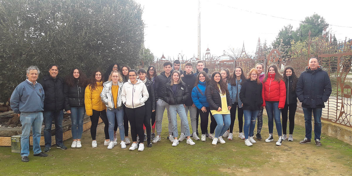IES Valle del Ebro visita el taller de Javier Hernández Soria 1