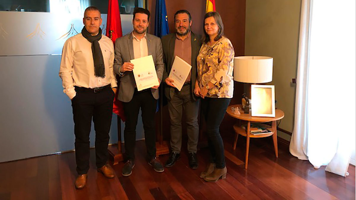 Firma del convenio interadministrativo entre la Comunidad de Bardenas Reales y el Consorcio EDER2