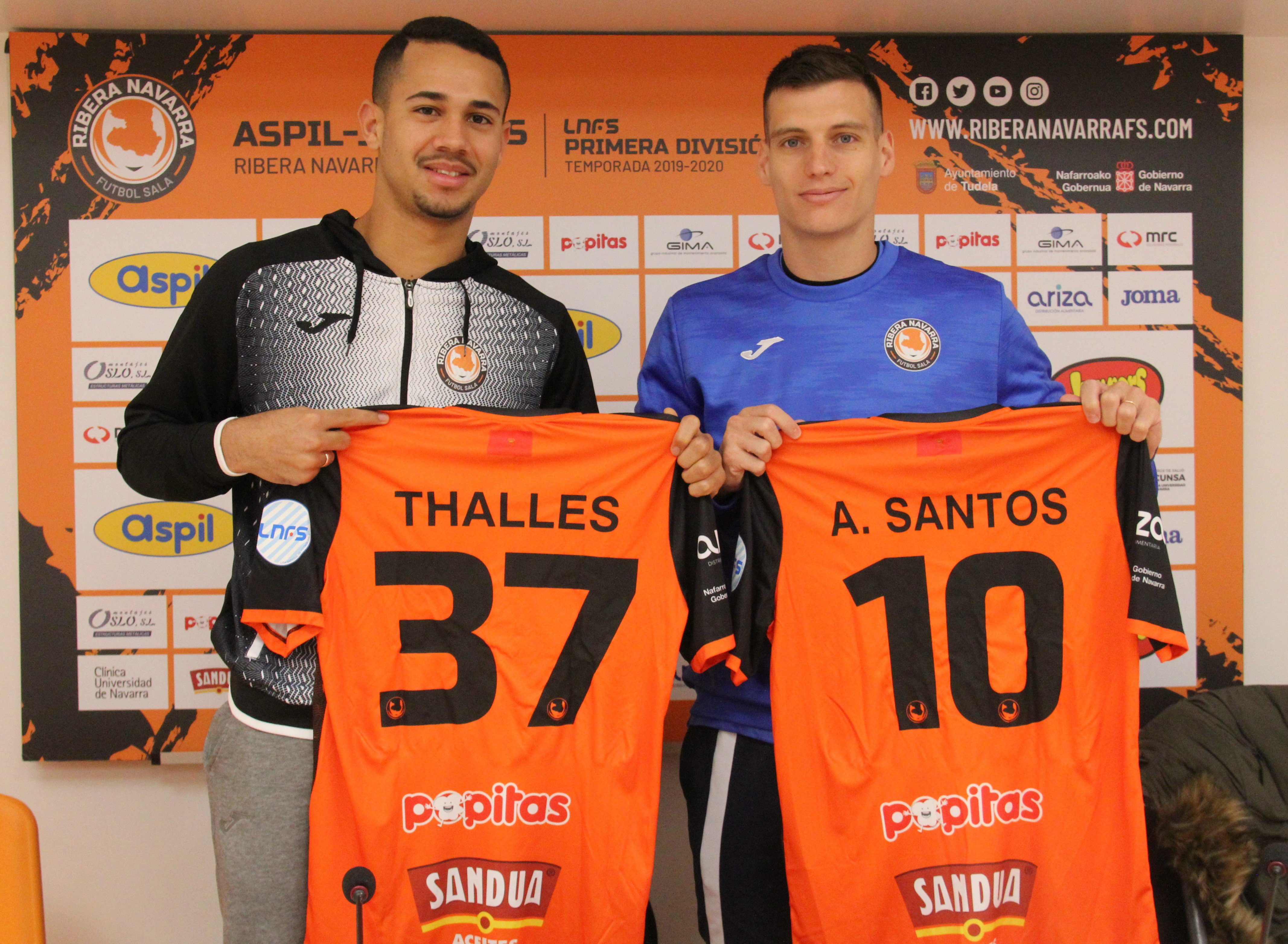 Presentación de Thalles y A. Santos 1