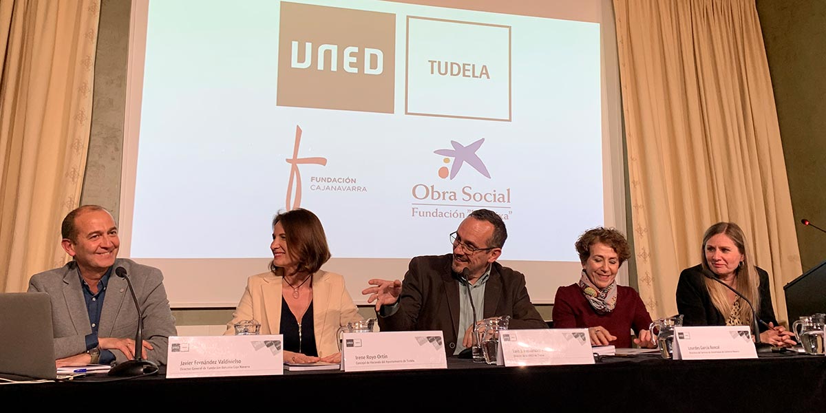 Javier Fernández Valdivieso, Irene Royo Ortín, Luis J. Fernández Rodríguez, Lourdes García Roncal y Begoña Remón Ciría