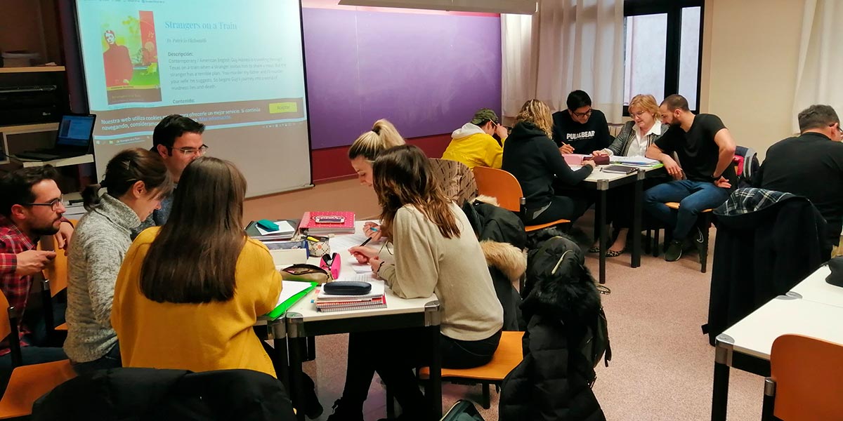 Una clase de la Escuela Oficial de Idiomas de Tudela