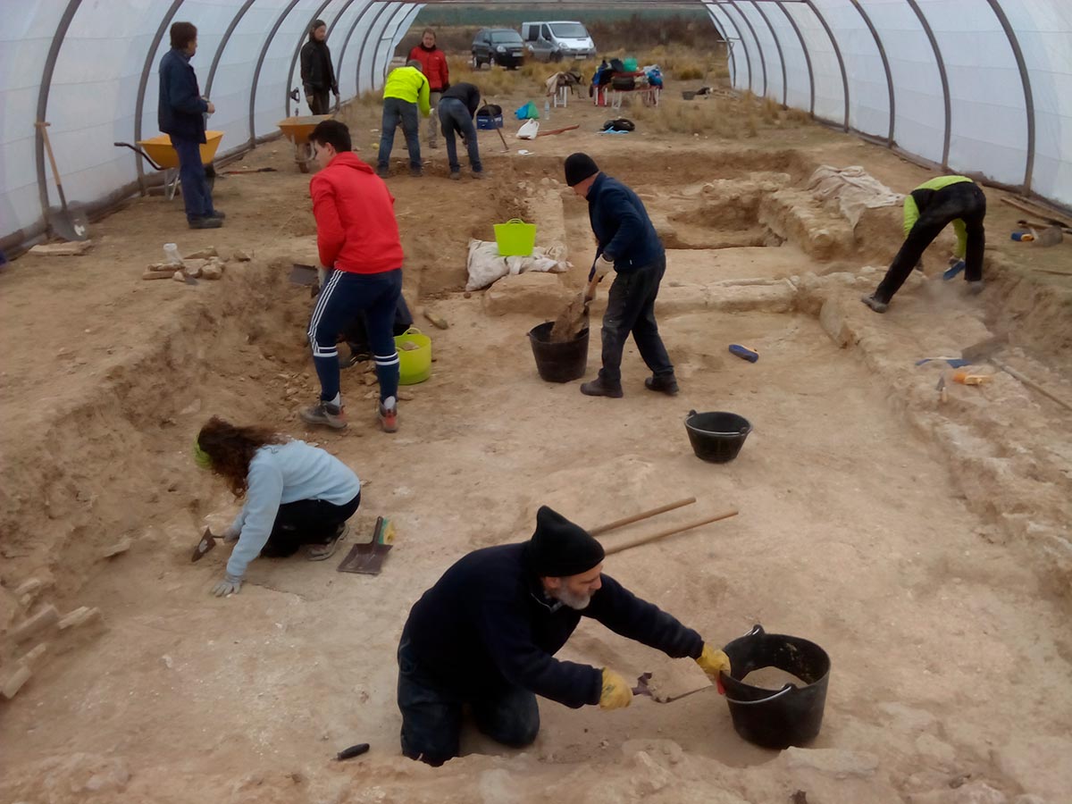 Trabajos en el Yacimiento romano de El Villar de Ablitas 2