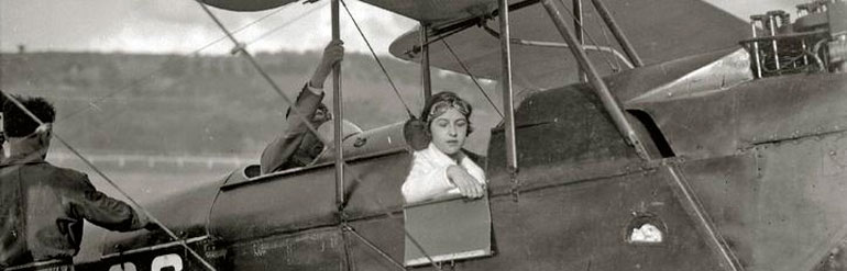 Iberia rinde homenaje a la primera piloto en España 2