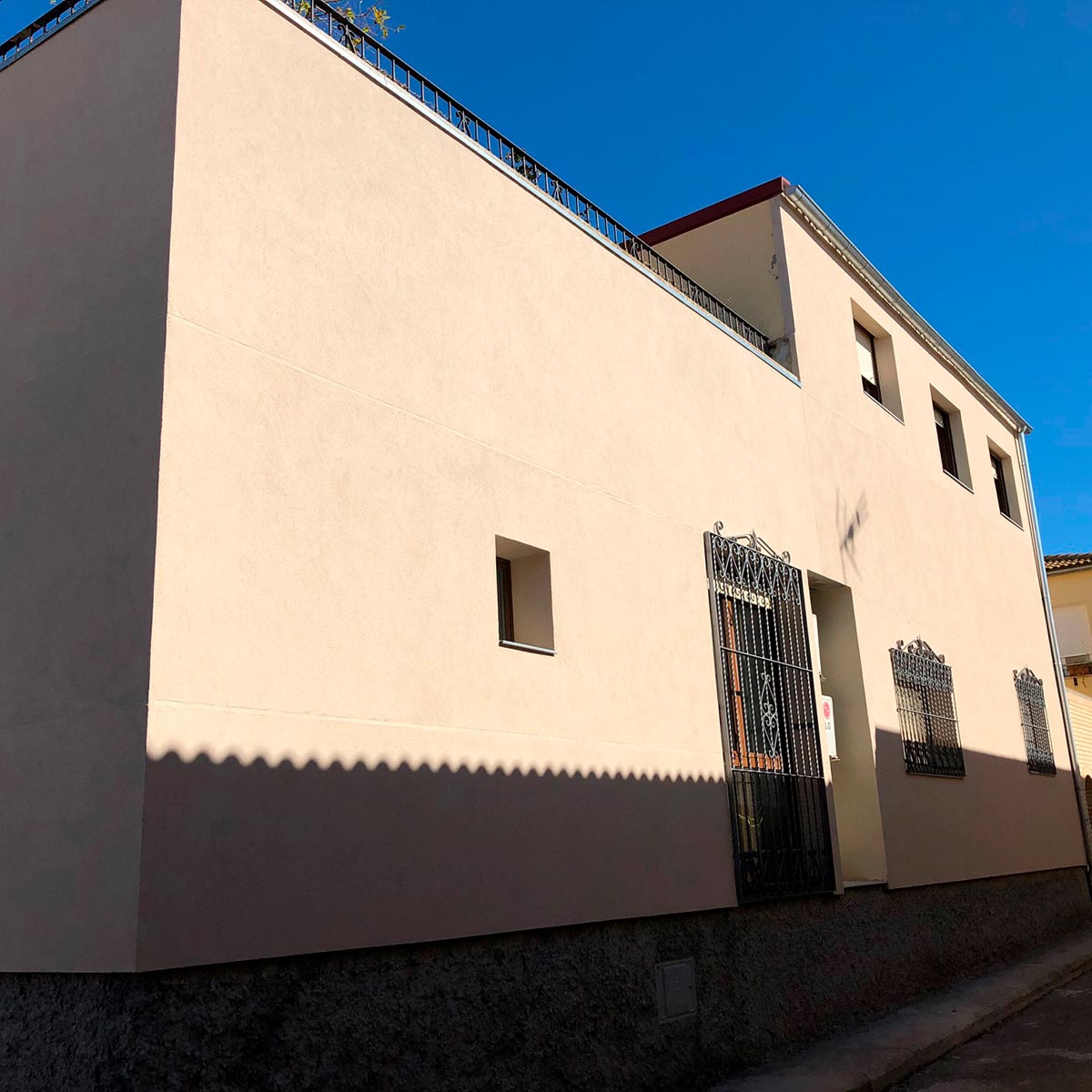Rehabilitación térmica por el exterior en Cabanillas 2