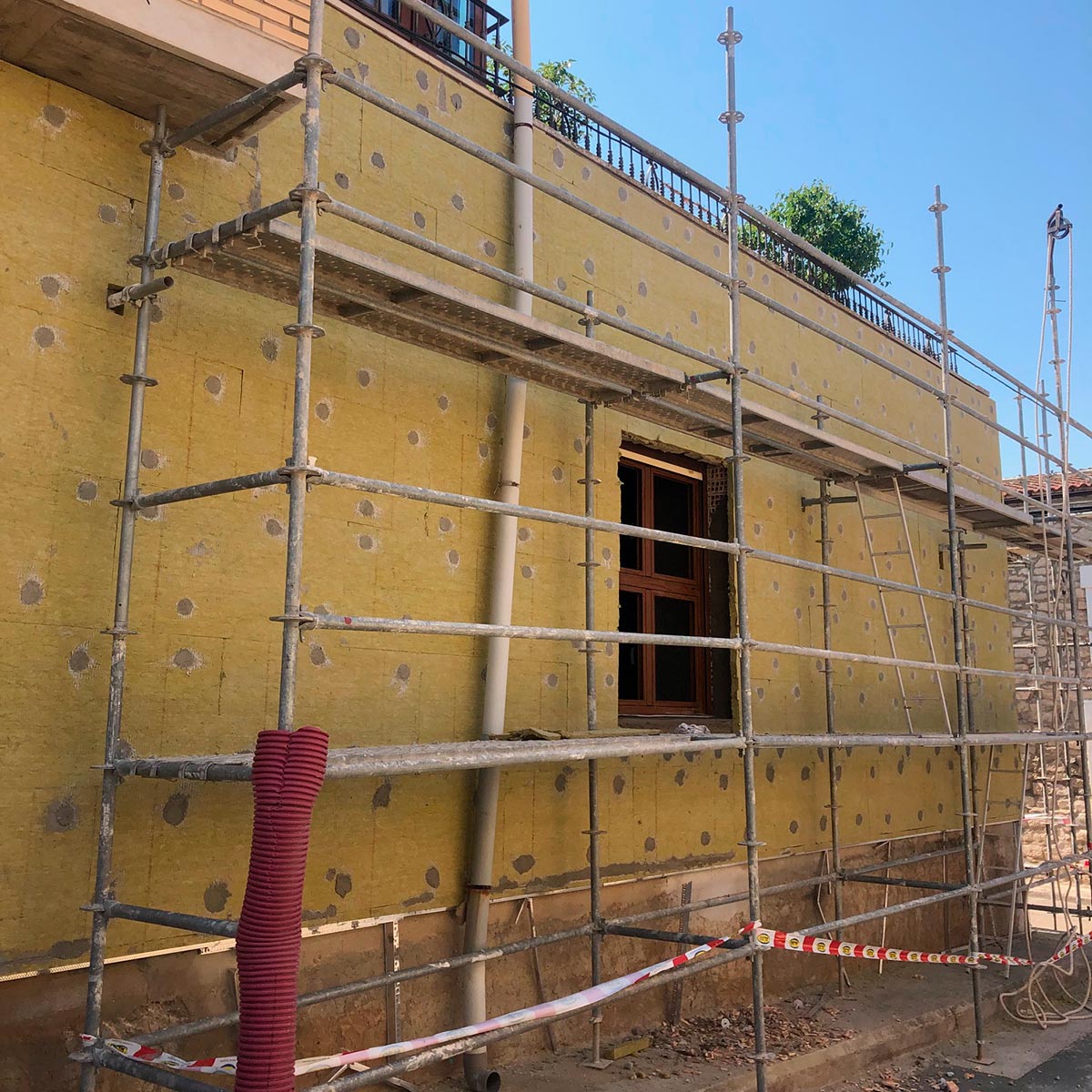 Rehabilitación térmica por el exterior en Cabanillas 3