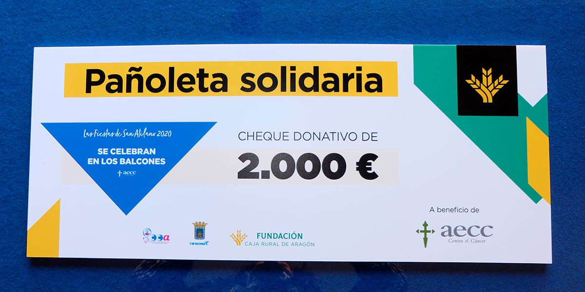 Cheque procedente de la venta de las pañoletas de fiestas