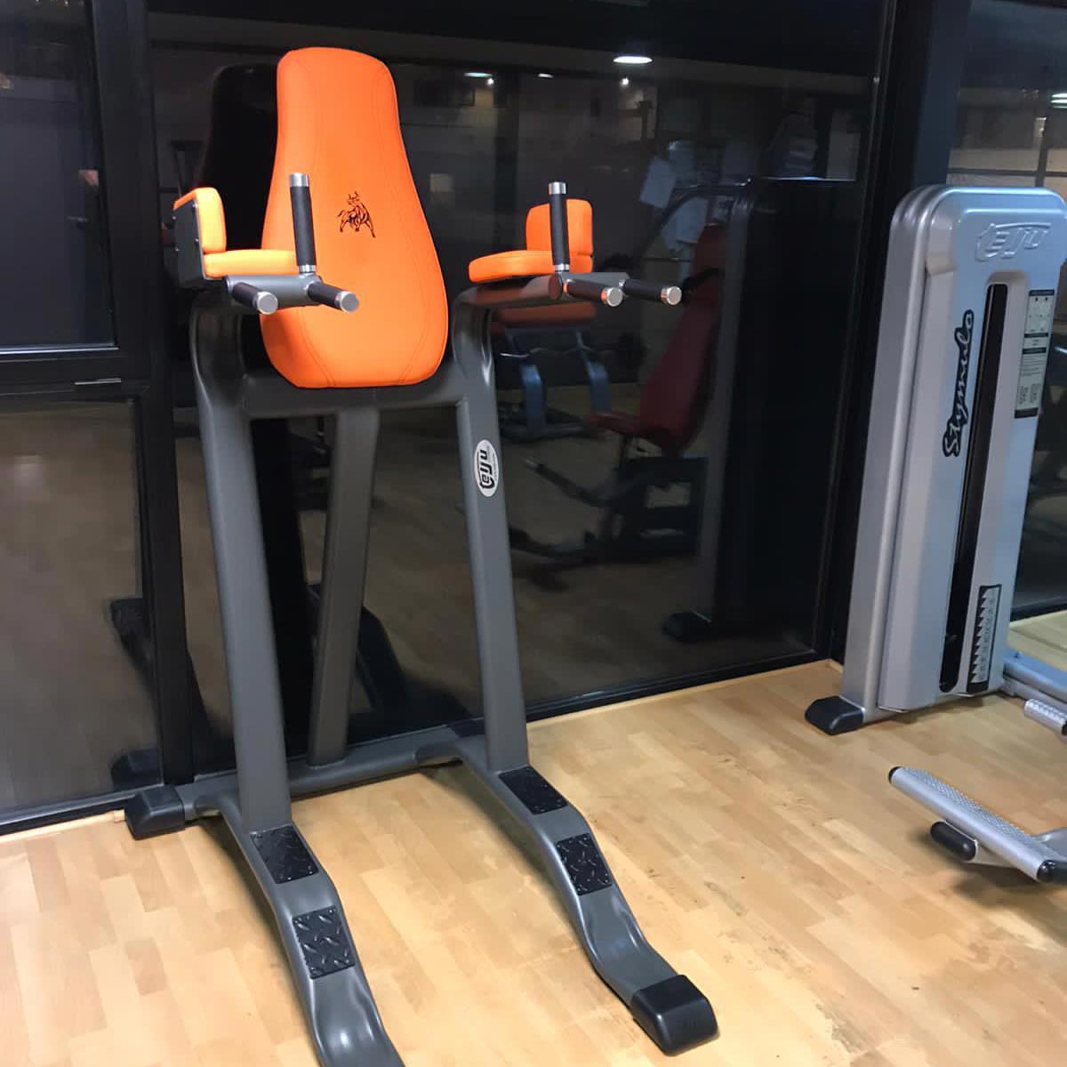 Nuevas máquinas en el gimnasio de Villafranca 3