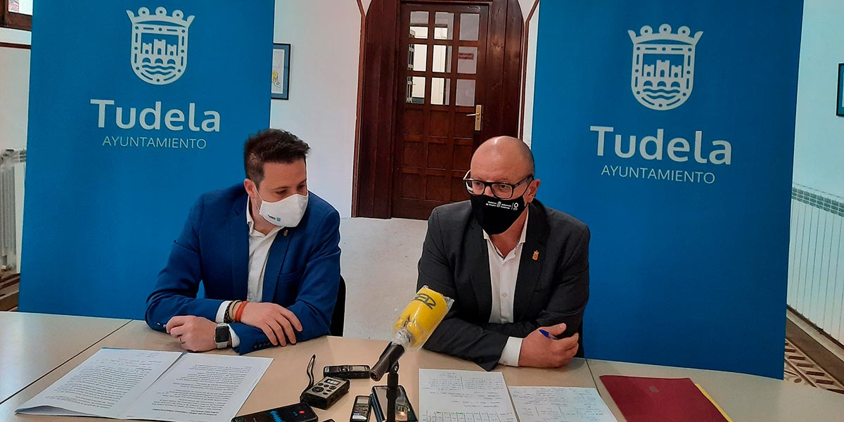 El alcalde de Tudela, Alejandro Toquero y el consejero de Educación del Gobierno de Navarra, Carlos Gimeno