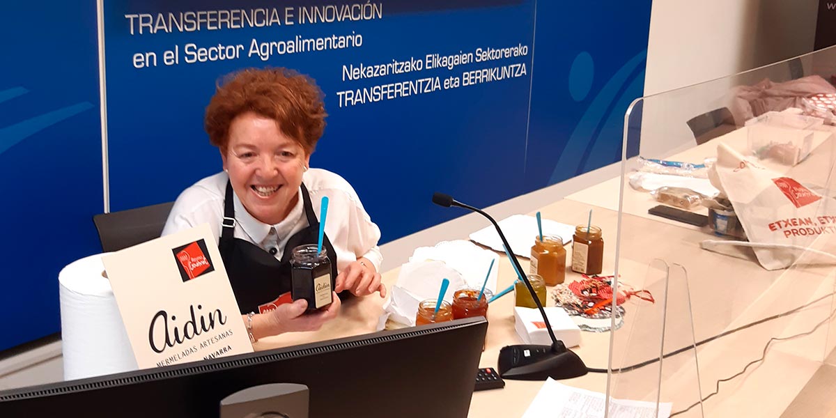Inma Montoya, propietaria de la empresa asociada a Reyno Gourmet Mermeladas Artesanas Aidin, es también actriz de teatro
