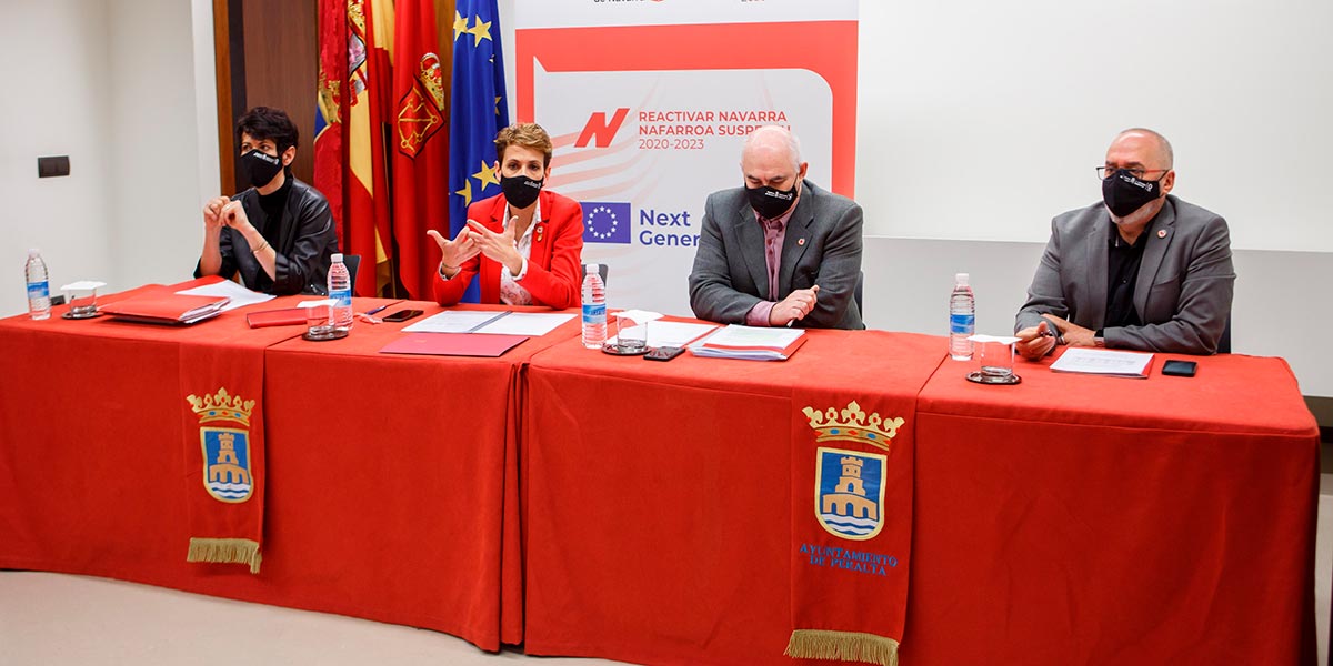 Momento de la reunión con la consejera Elma Saiz, la Presidenta Chivite, el vicepresidente Aierdi y el consejero Cigudosa