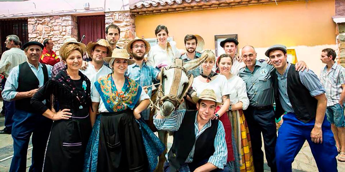 Feria de Oficios Perdidos en Lituénigo 1