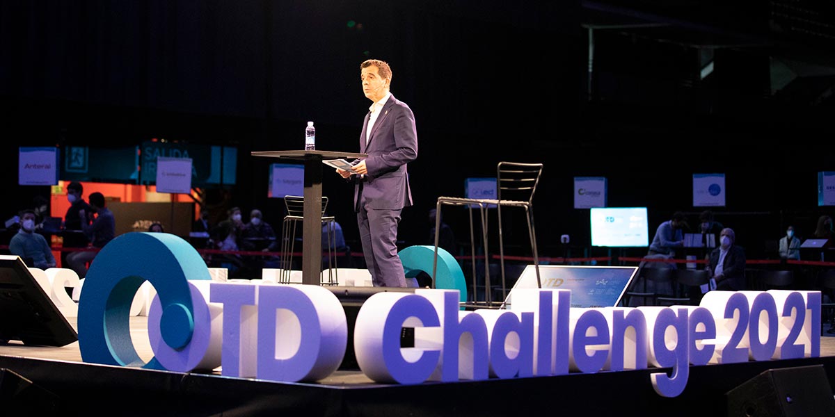 El consejero Irujo, en la apertura de las jornadas OTD Challenge, en el Navarra Arena