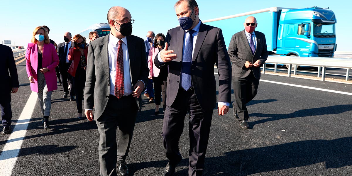 El ministro José Luis Ábalos y el presidente Javier Lambán participan en el acto de puesta en marcha del tramo Figueruelas Gallur de la autovía A 68 3