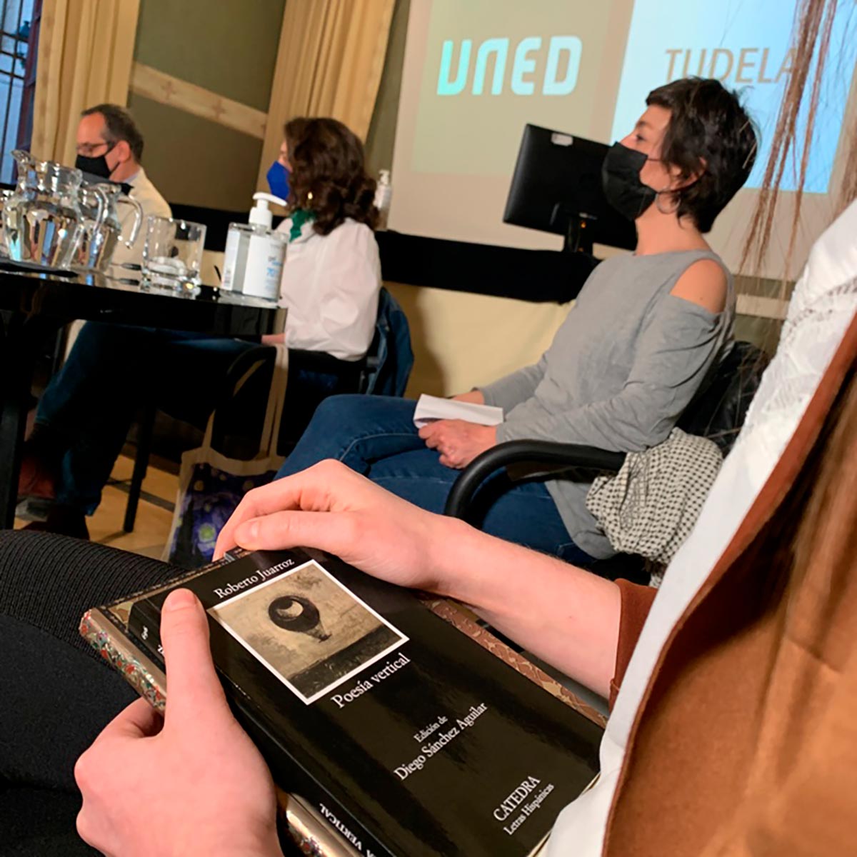 La UNED de Tudela recita poesía 2