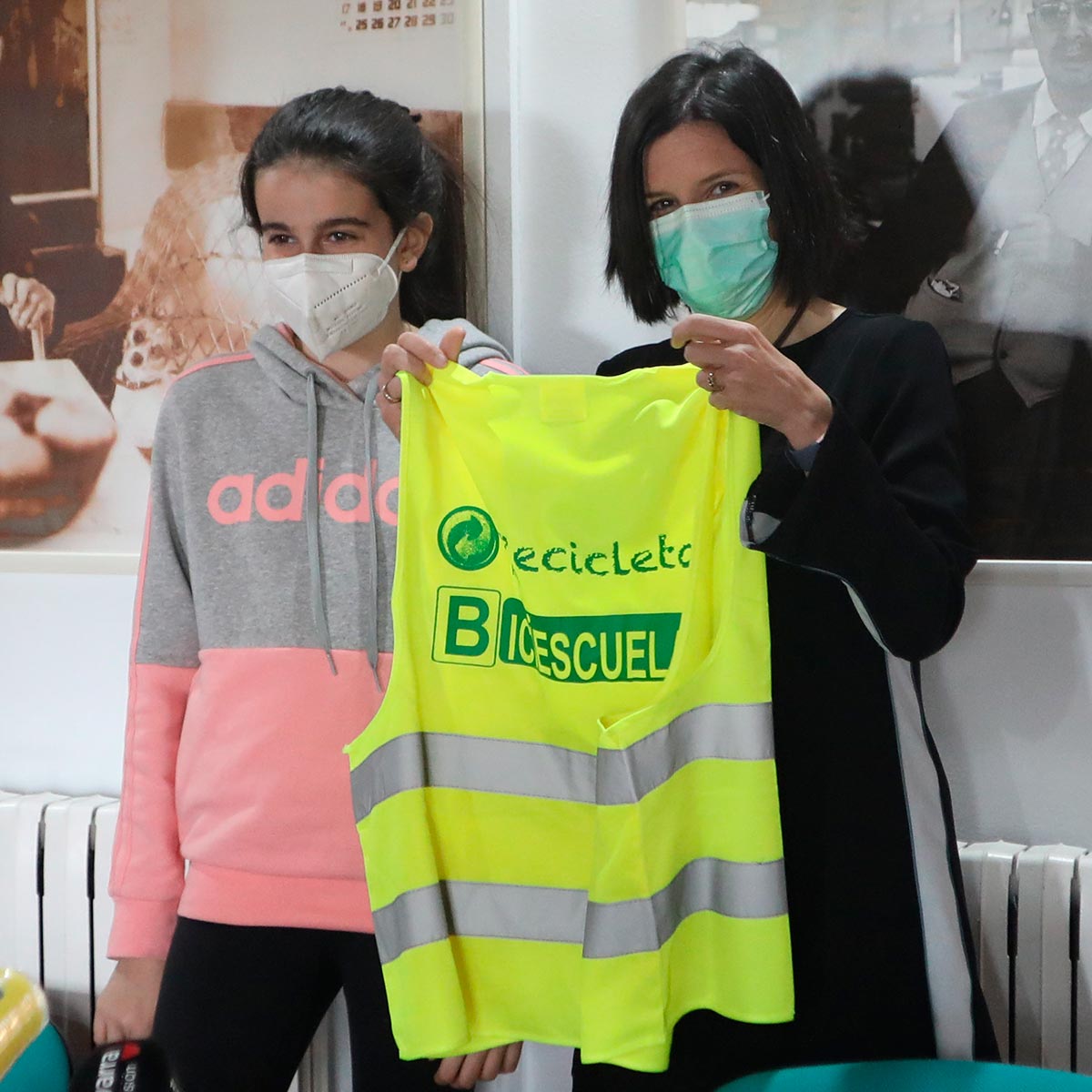 En la firma del convenio también se ha presentado la iniciativa Biciescuela para fomentar el uso cotidiano de este medio de transporte entre jóvenes y adultos