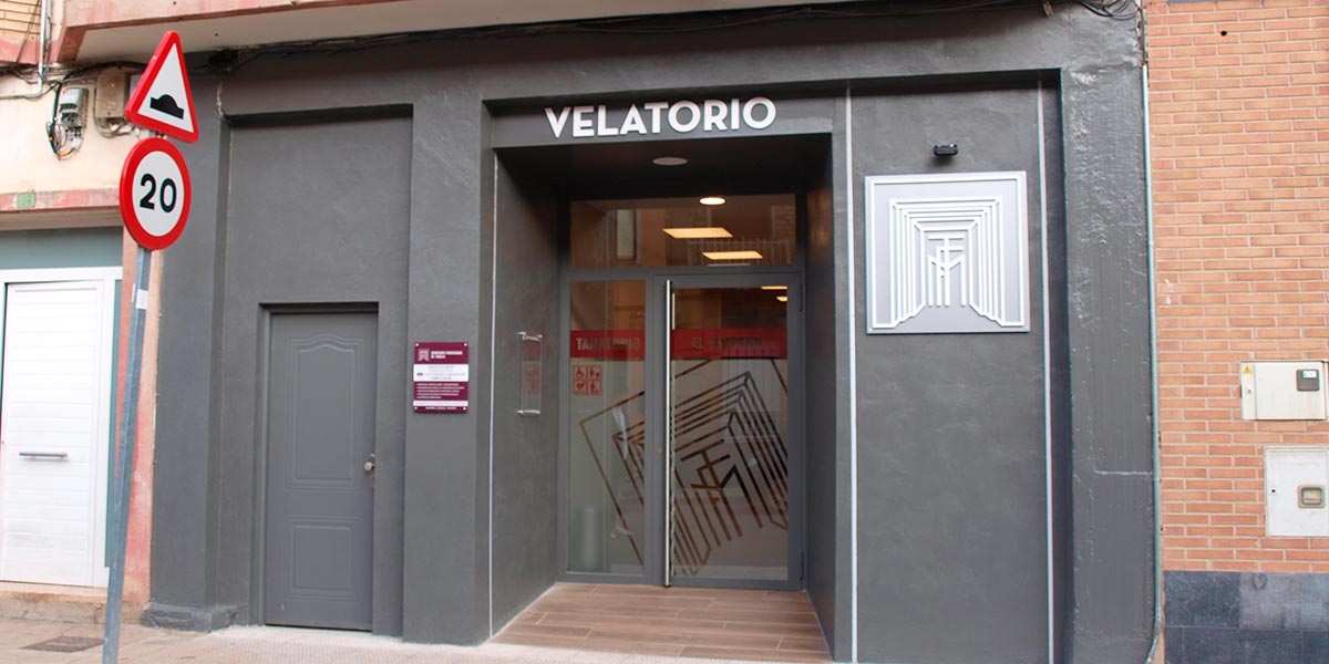 Fachada del Velatorio El Amparo de Castejón (Servicios Funerarios de Tudela)