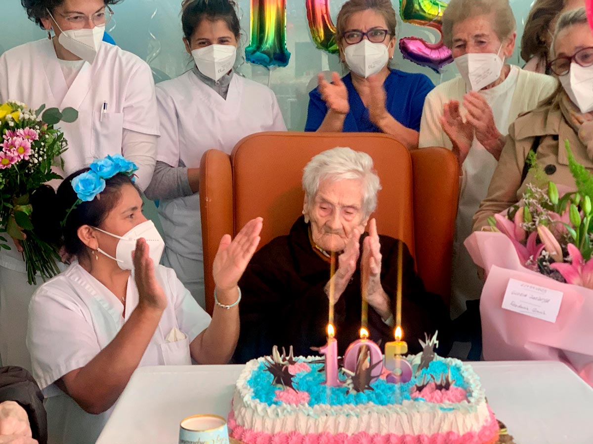 Gloria Zardoya Soria disfrutó de una extraordinaria mañana por su 105 cumpleaños rodeada del cariño y de personas queridas