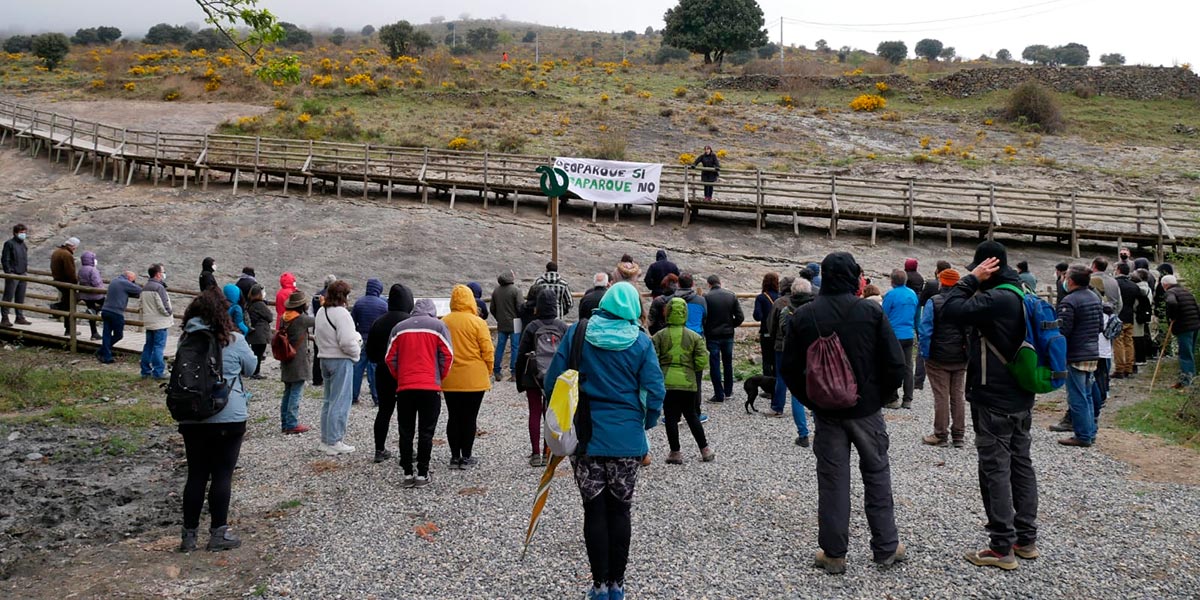 Acción divultativa ‘Geoparque, sí; Megaparque, no’ 5
