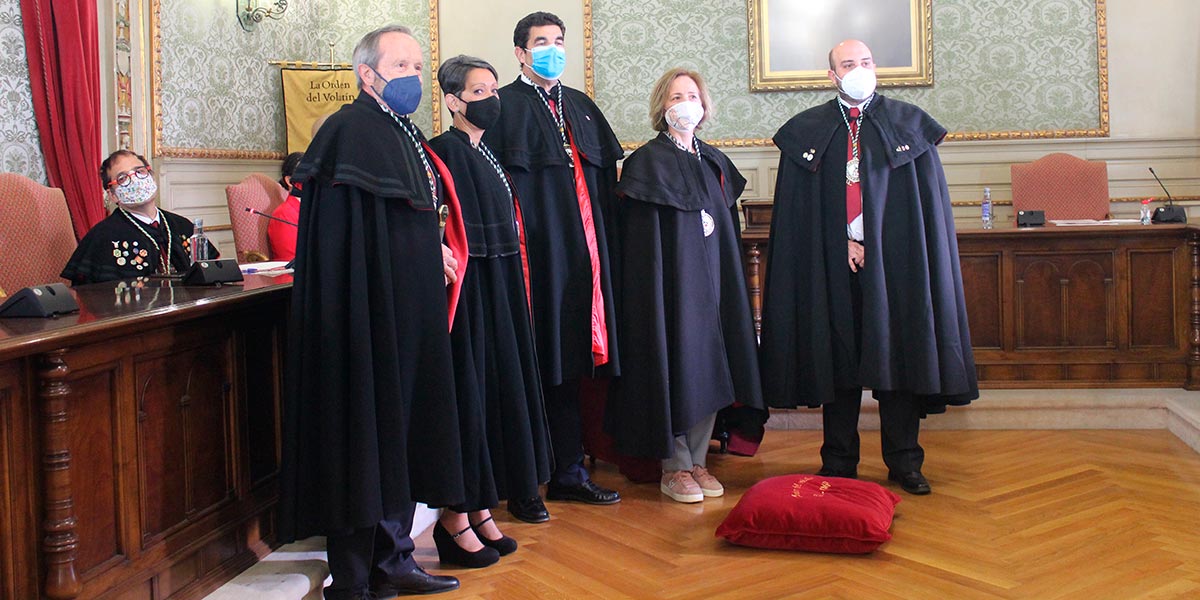 Nuevos caballeros y damas
