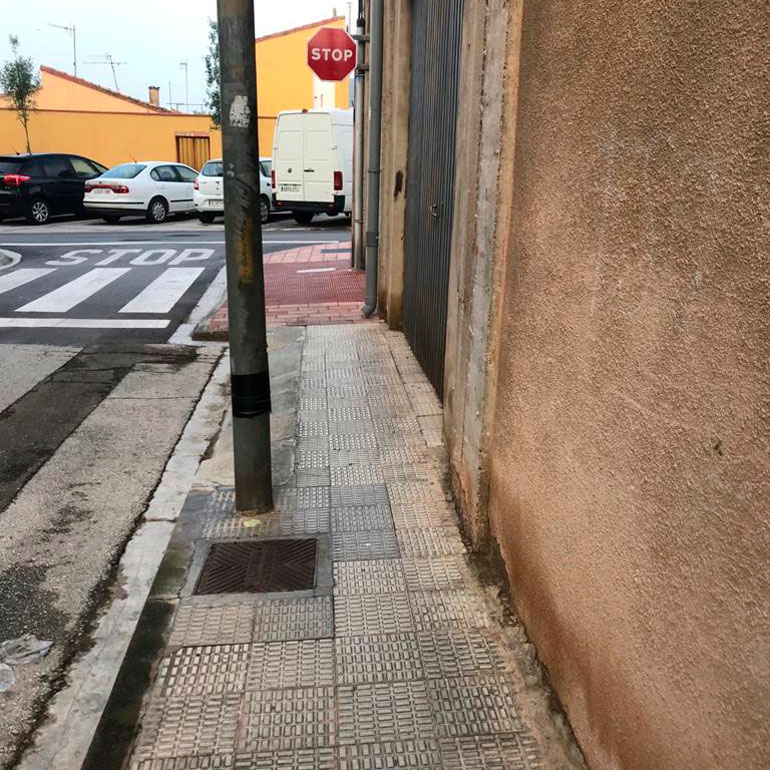 Barreras arquitectónicas Barrio de Lourdes 4