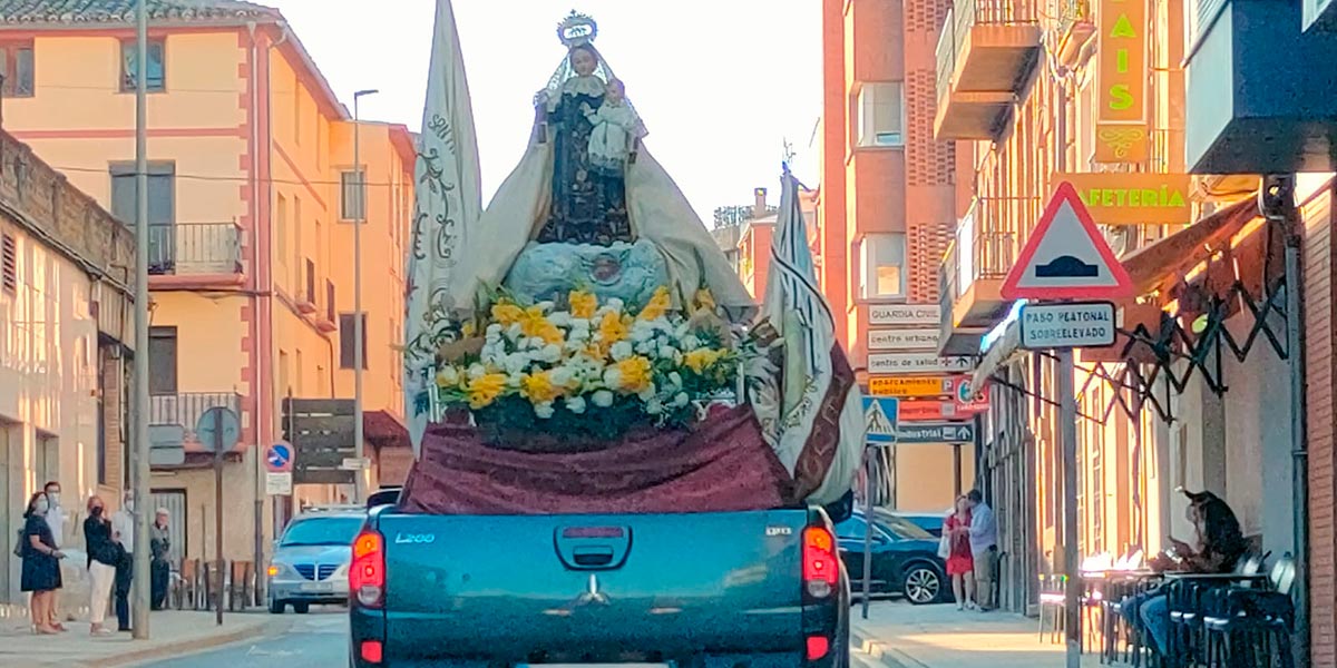 Recorrido de la Virgen del Carmen por las calles de Corella 2