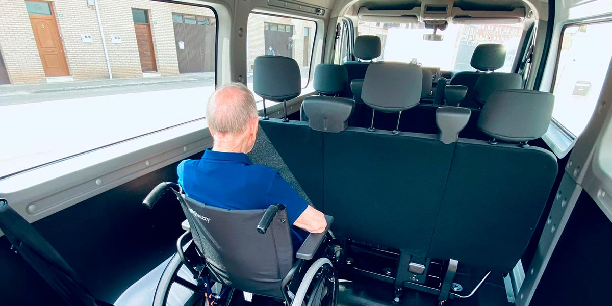 Nuevo vehículo adaptado para el centro de día de Ablitas 4