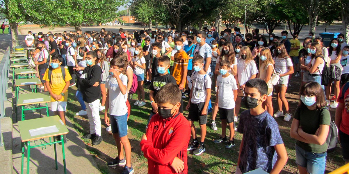 Acogida a los alumnos de 1º ESO del IES Valle del Ebro en este curso 21-22