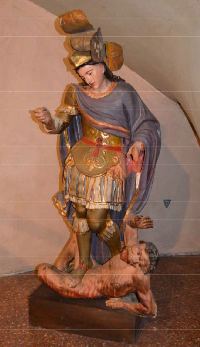 Escultura de San Miguel