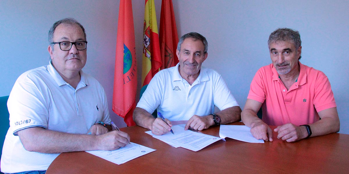 Alberto Ramírez, presidente del Ribera, Andrés Agorreta, alcalde de Fontellas y Javier Lamana, edil de Deportes del municipio