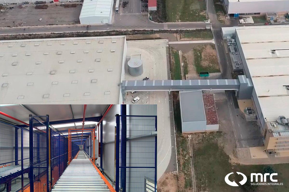 Vista exterior e interior de túnel automatizado desarrollado por MRC en instalaciones de Transportes Jaylo y SKF