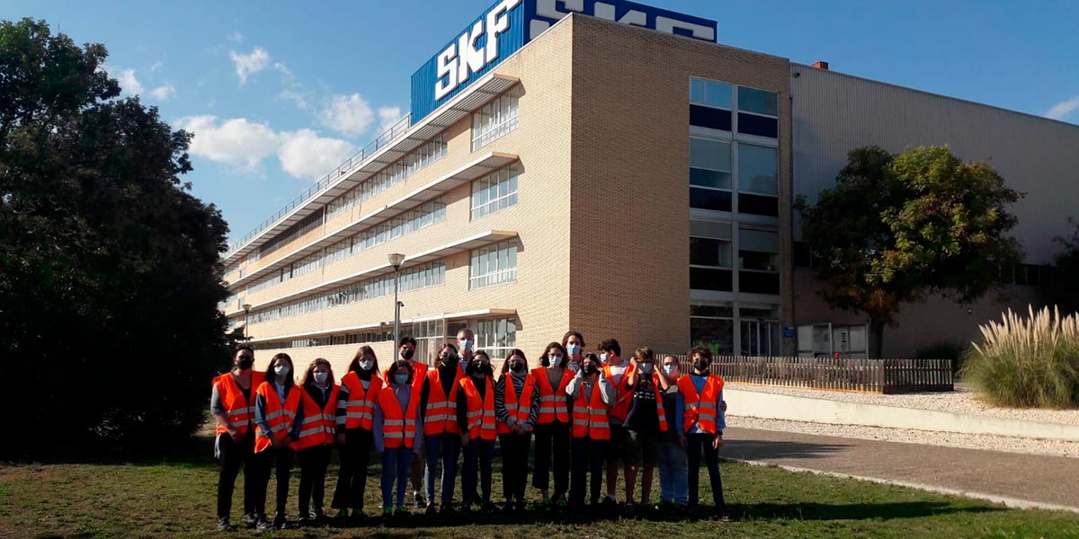 El equipo de robótica GRAT Anunciata visita empresas de Tudela 3