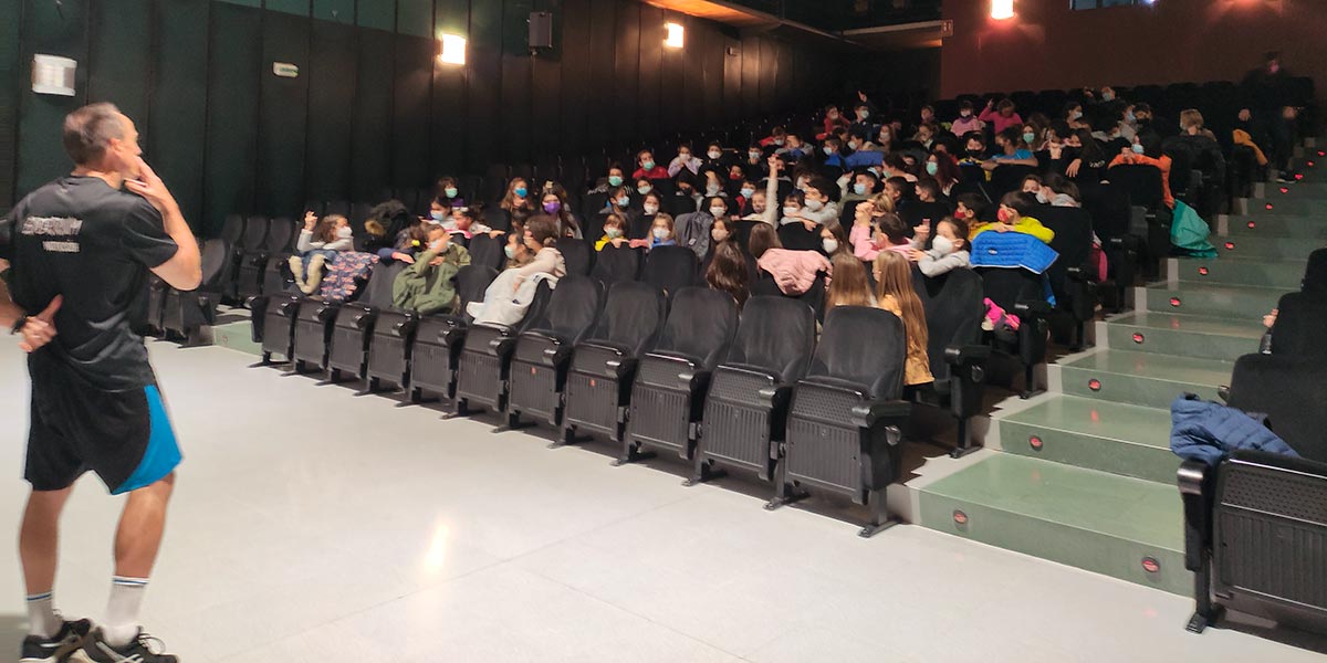 Charla ‘La buena alimentación, un estilo de vida’ impartida por Javier Angulo