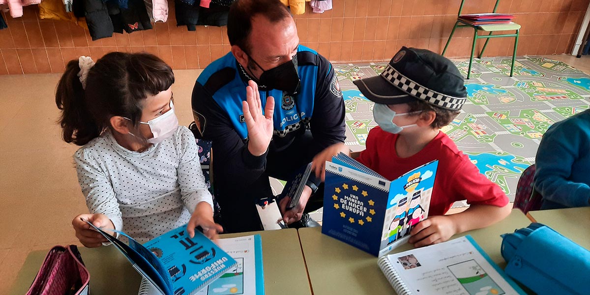 La policía, mi amiga 3