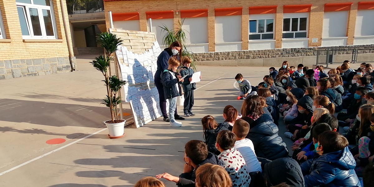Los alumnos de Primaria de La Anunciata acudieron al colegio en pijama 4