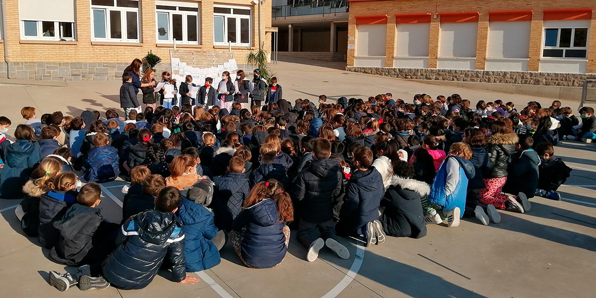 Los alumnos de Primaria de La Anunciata acudieron al colegio en pijama 5
