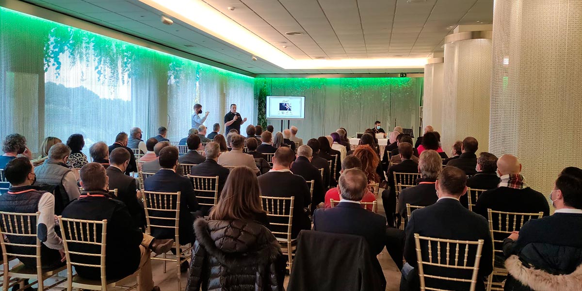 El evento Summit Axium 2021 organizado por Grupo Axium ha tenido lugar en el hotel El Villa Castejón con una asistencia de 70 personas