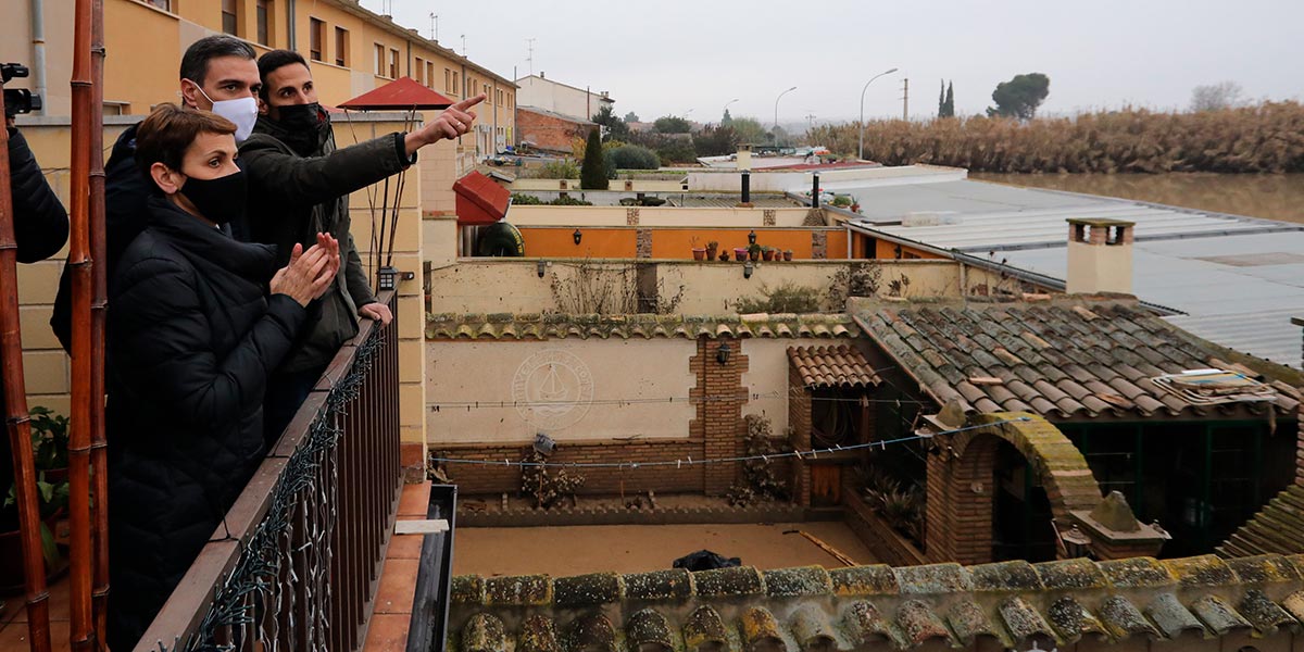 Las autoridades han podido observar los daños desde el balcón de una vivienda