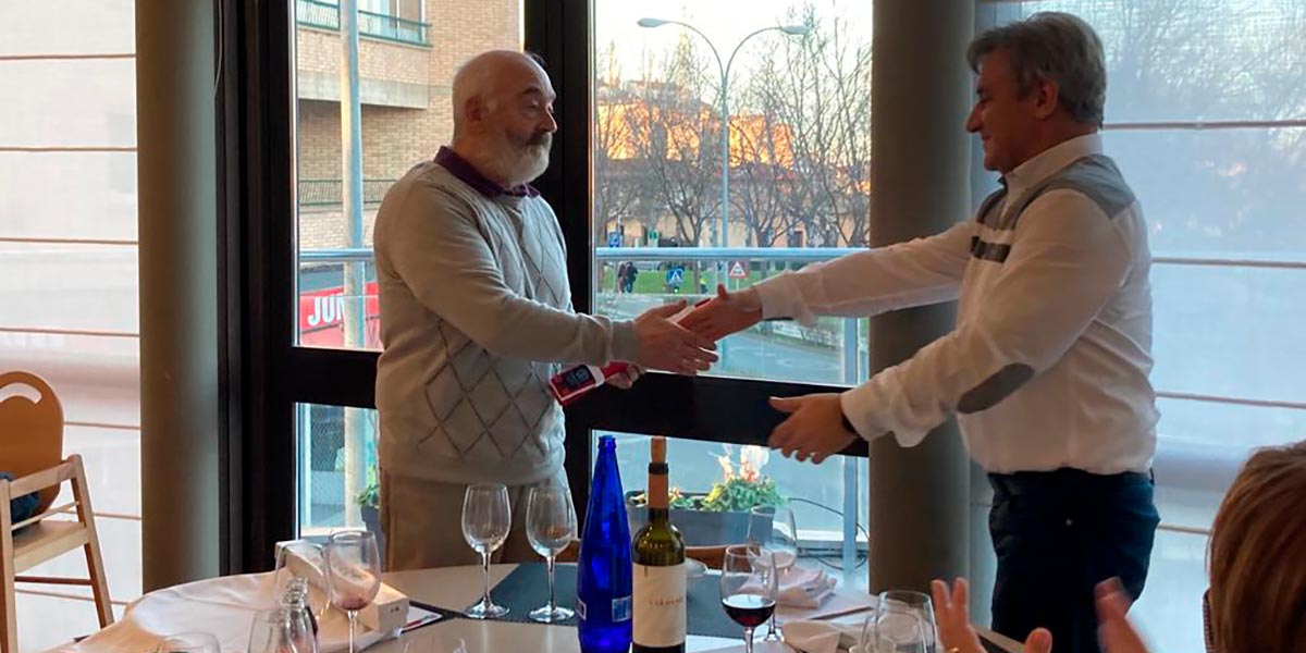 Entrega Grado 7º Dan por Presidente Federación.