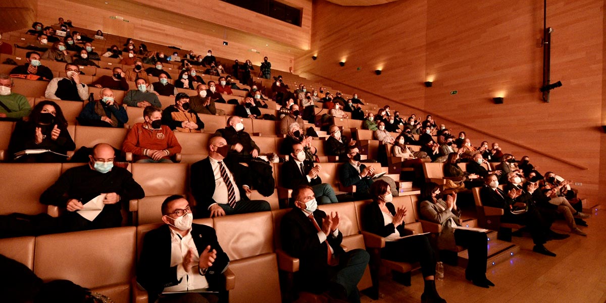 Más de un centenar de alcaldes y representantes municipales de La Rioja acudieron a la presentación de las actuaciones turísticas que se van a desarrollar este 2022