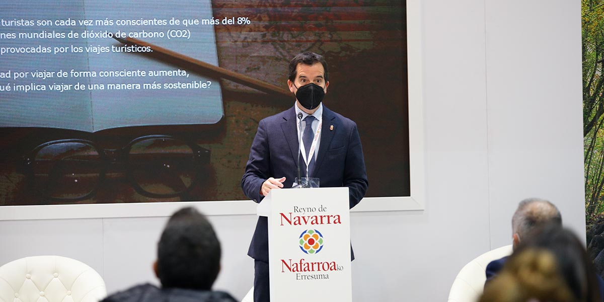 El consejero Mikel Irujo, en un momento de su intervención