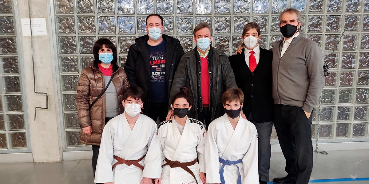 Equipo Shogun con el equipo cadete