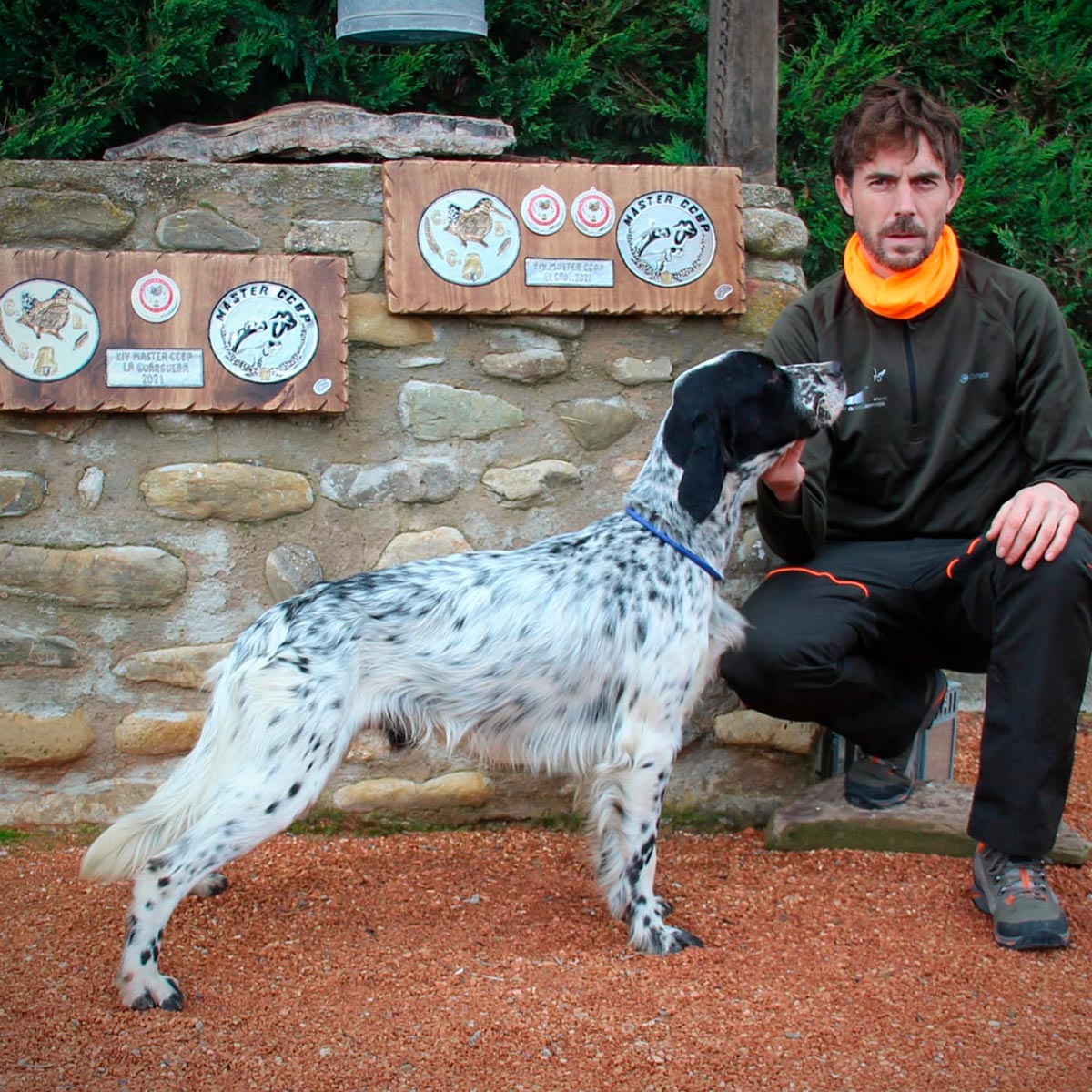 Ricardo Cornago con Gold de VillaCarmago perros caza becada