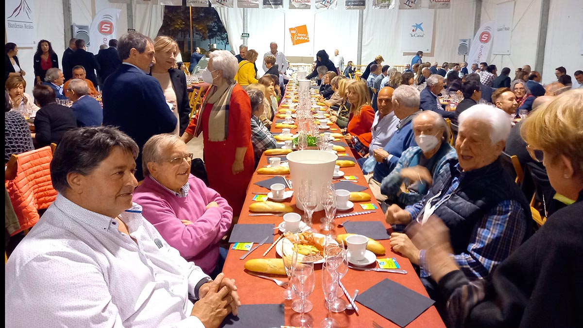 Vecinos de Tudela en la Carpa del Volatín