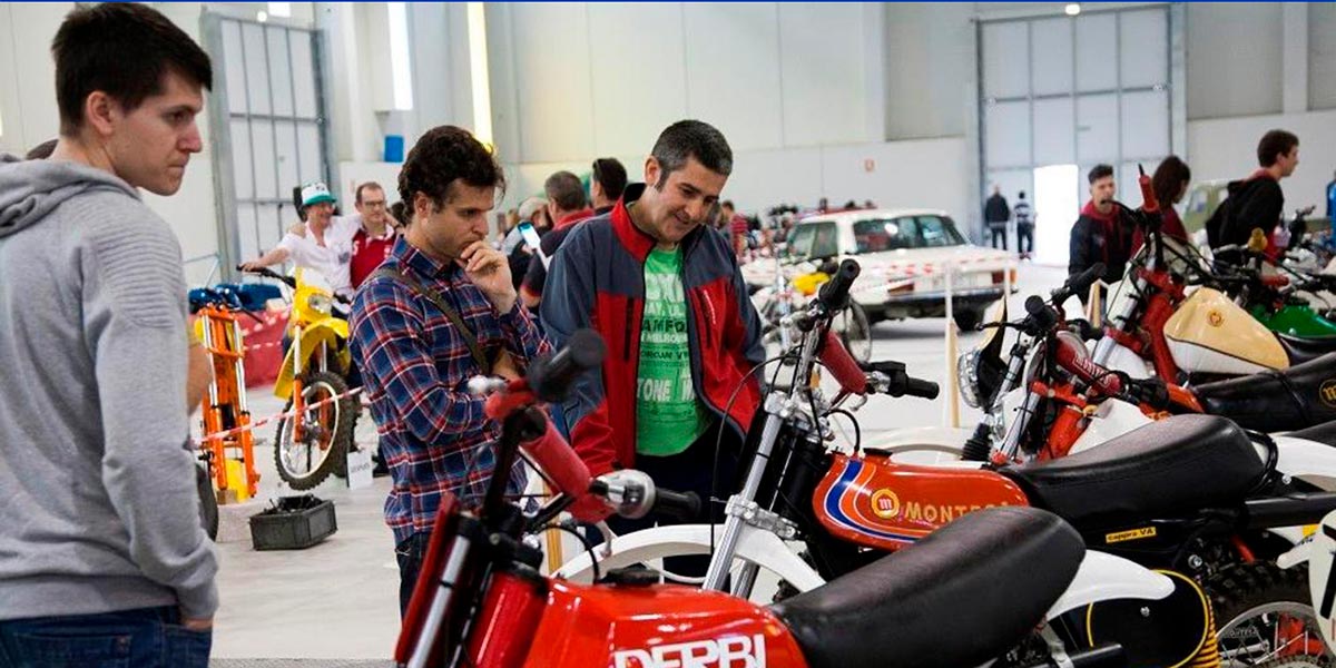 Ediciones anteriores de Todo Motor en Ejea con exhibición de motocicletas antiguas