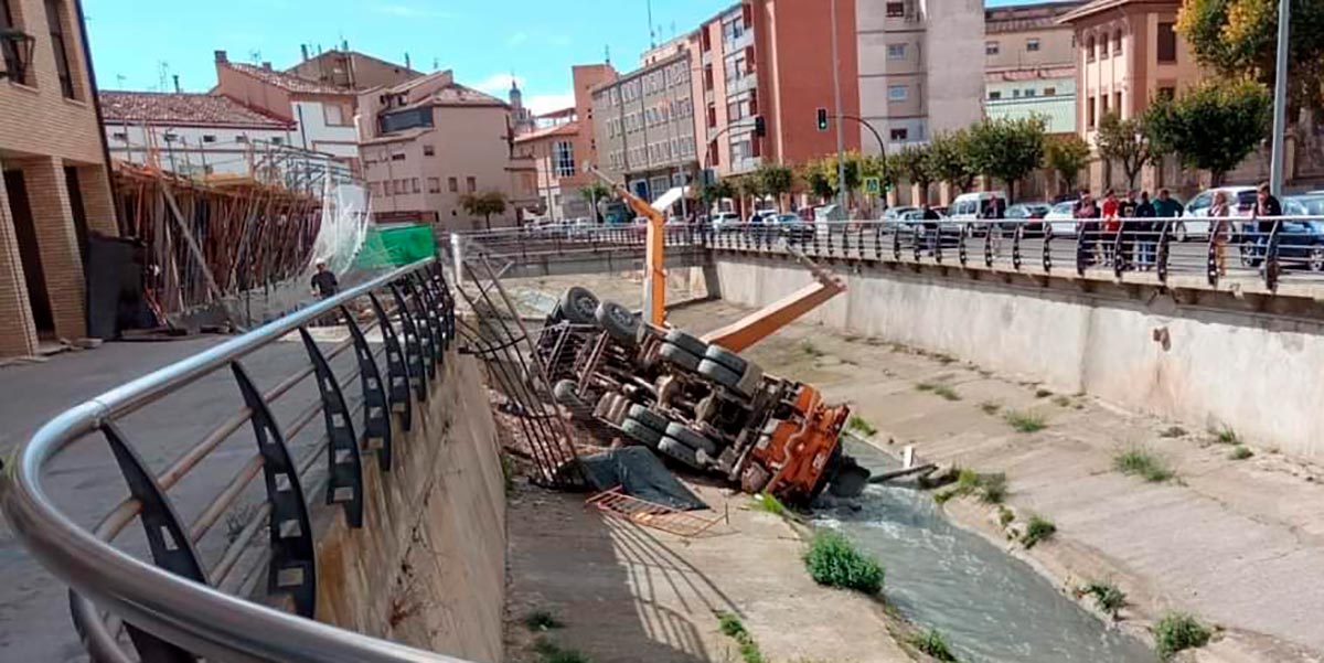 Tarazona suceso camión río Queiles 4