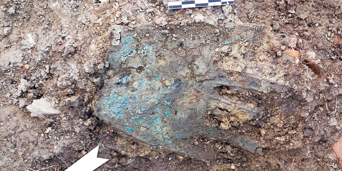 Mano Irulegui Imagenes de la pieza, antes de su extraccion. SC.Aranzadi..jpg