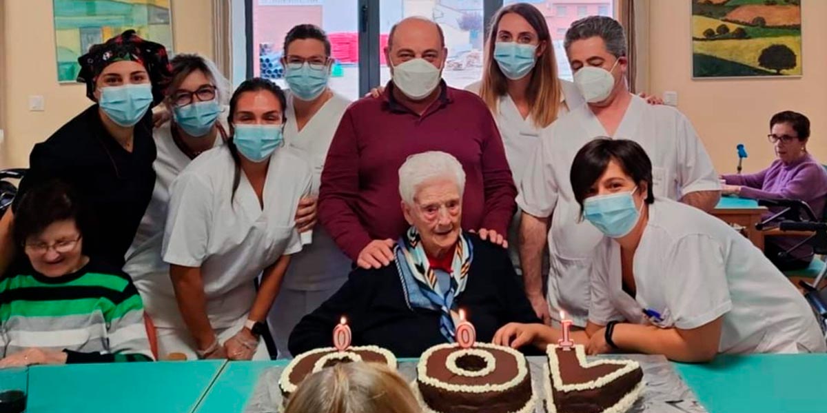 Valtierra cumpleaños Paquita 100 años 1