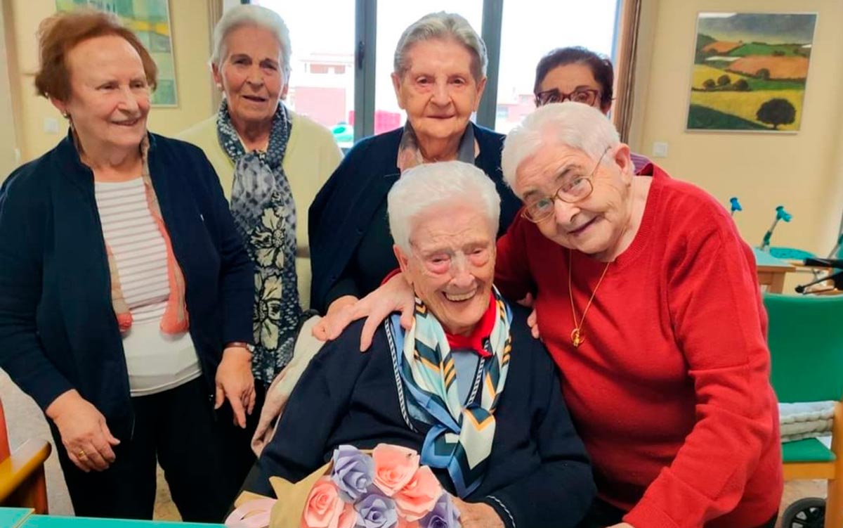 Valtierra cumpleaños Paquita 100 años 2