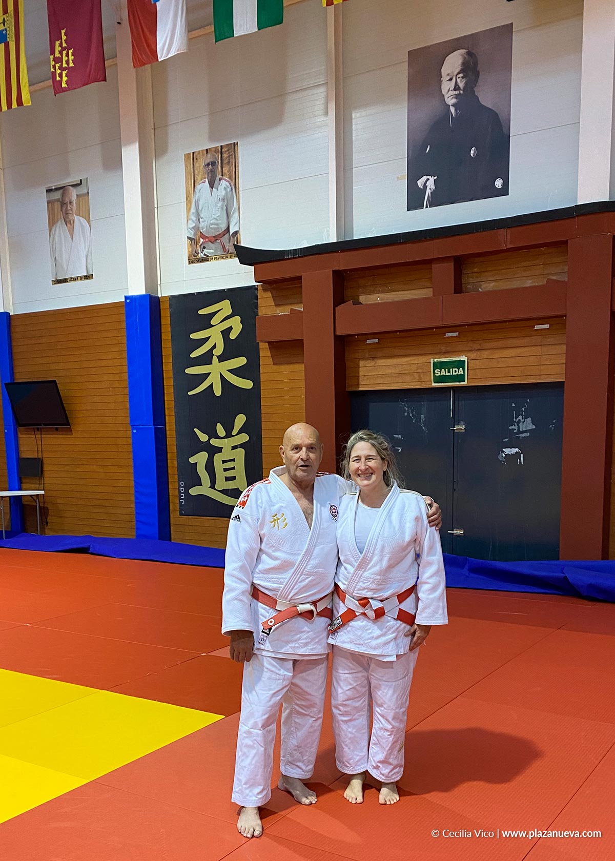 Maika-Burgaleta-Úcar-con-Carlos-García-Pasan,-Octavo-Dan-de-Judo